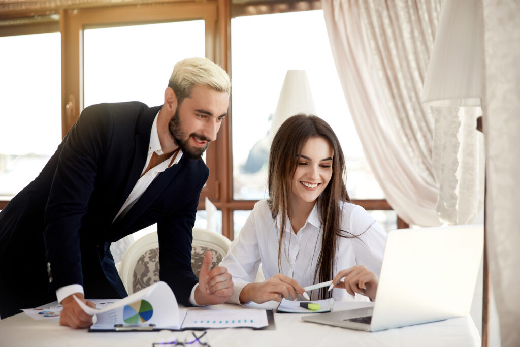 Holiday Home Management in Dubai: Earn Passive Income